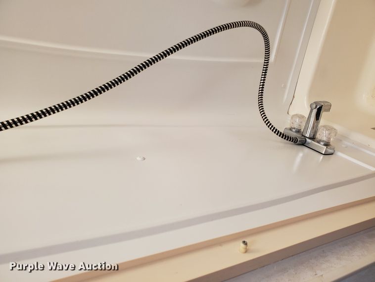 image for item DX9191 1999 Jayco 243RKS Eagle Series camper