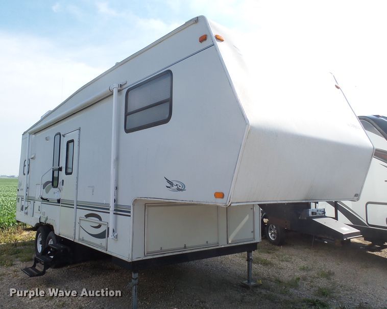 image for item DX9197 2001 Jayco Eagle camper