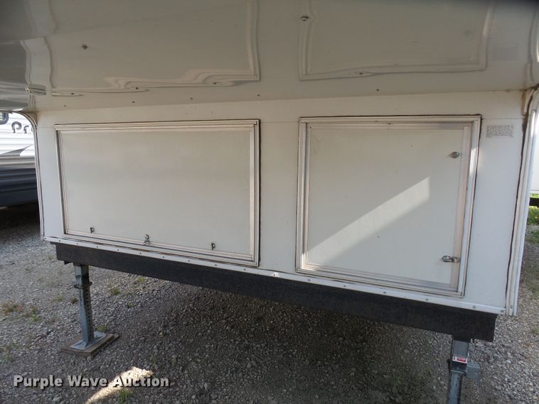 image for item DX9197 2001 Jayco Eagle camper