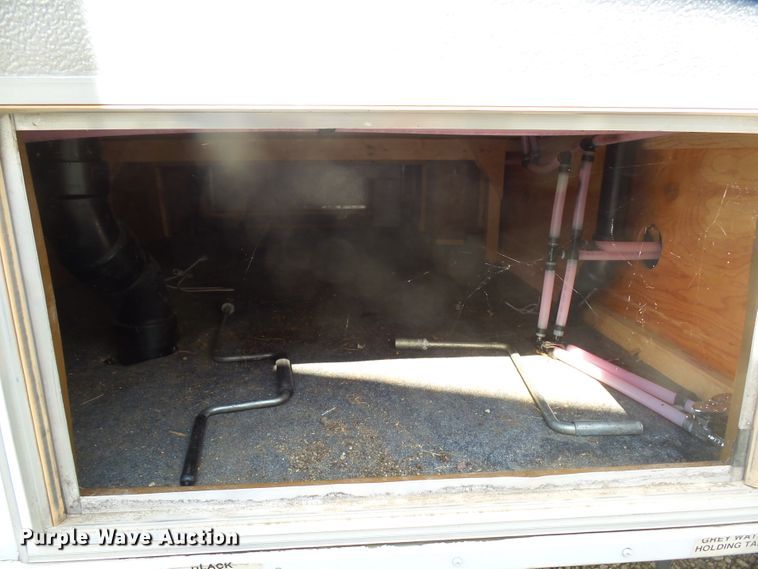 image for item DX9197 2001 Jayco Eagle camper