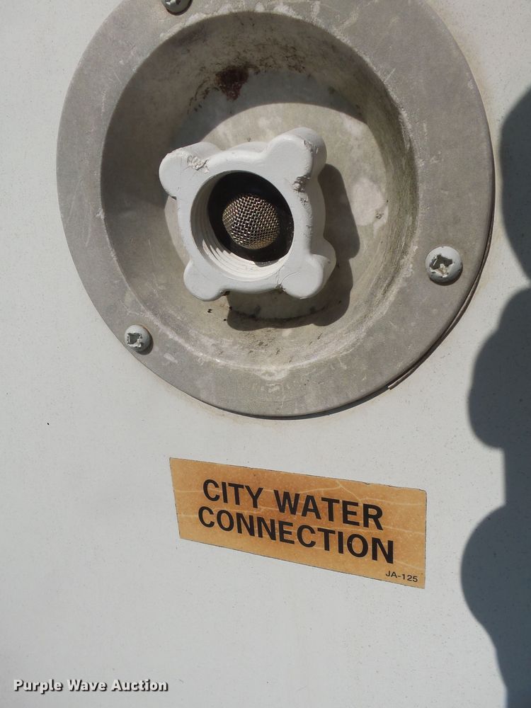 image for item DX9197 2001 Jayco Eagle camper