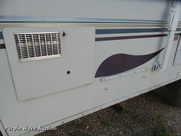 image for item DX9197 2001 Jayco Eagle camper
