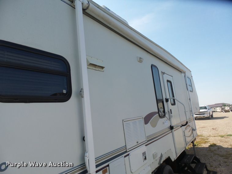 image for item DX9197 2001 Jayco Eagle camper