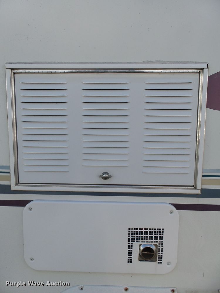 image for item DX9197 2001 Jayco Eagle camper