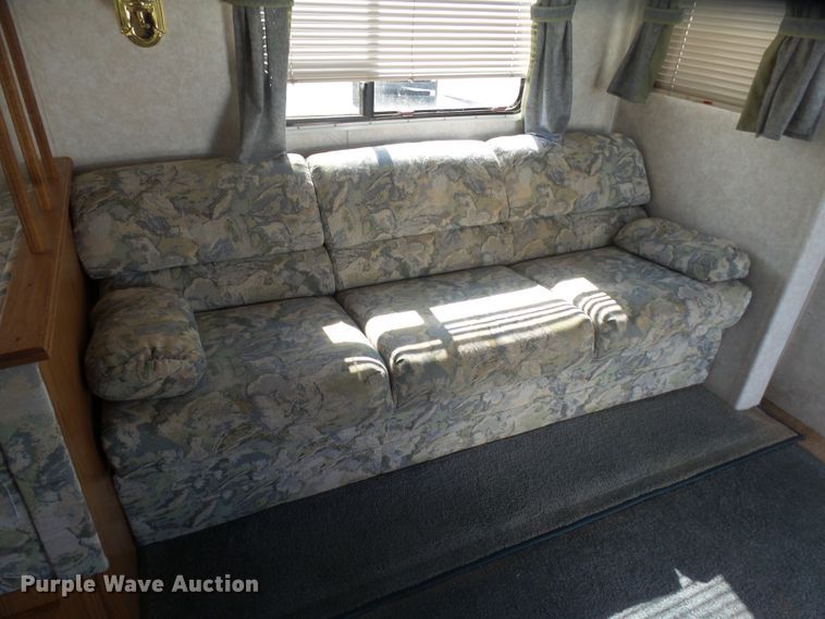 image for item DX9197 2001 Jayco Eagle camper