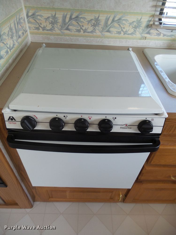 image for item DX9197 2001 Jayco Eagle camper