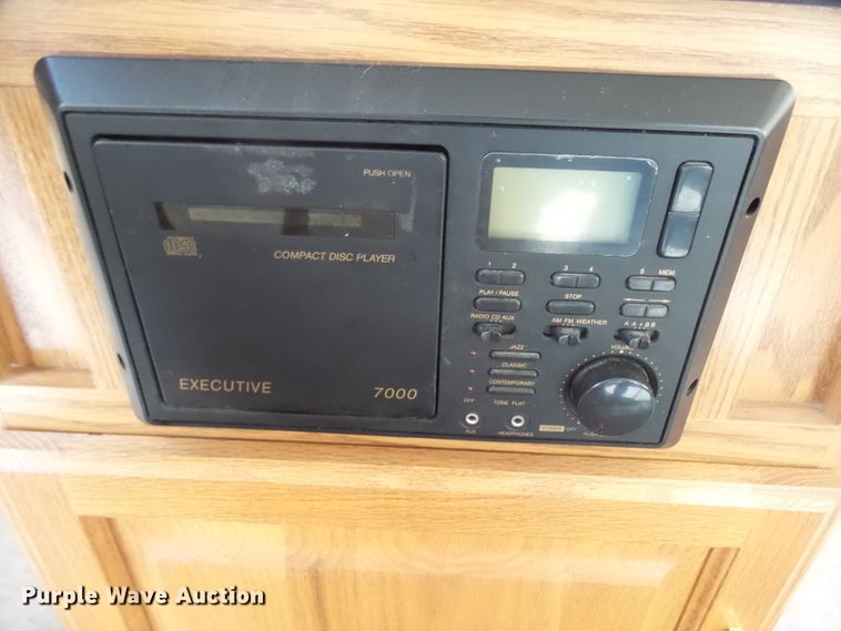 image for item DX9197 2001 Jayco Eagle camper