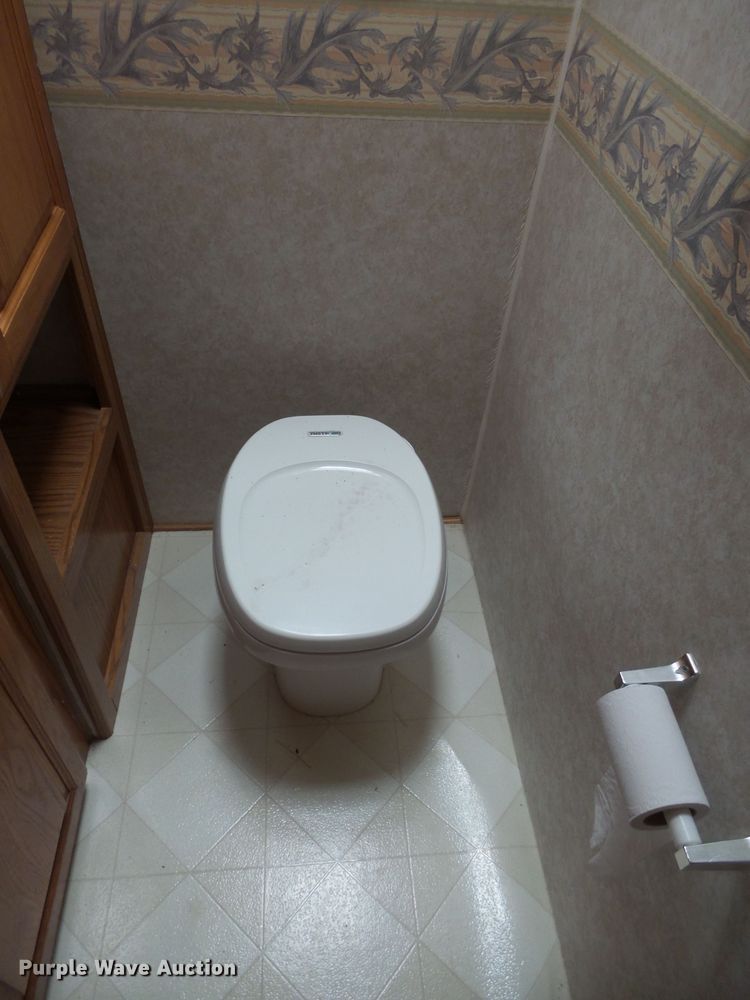 image for item DX9197 2001 Jayco Eagle camper