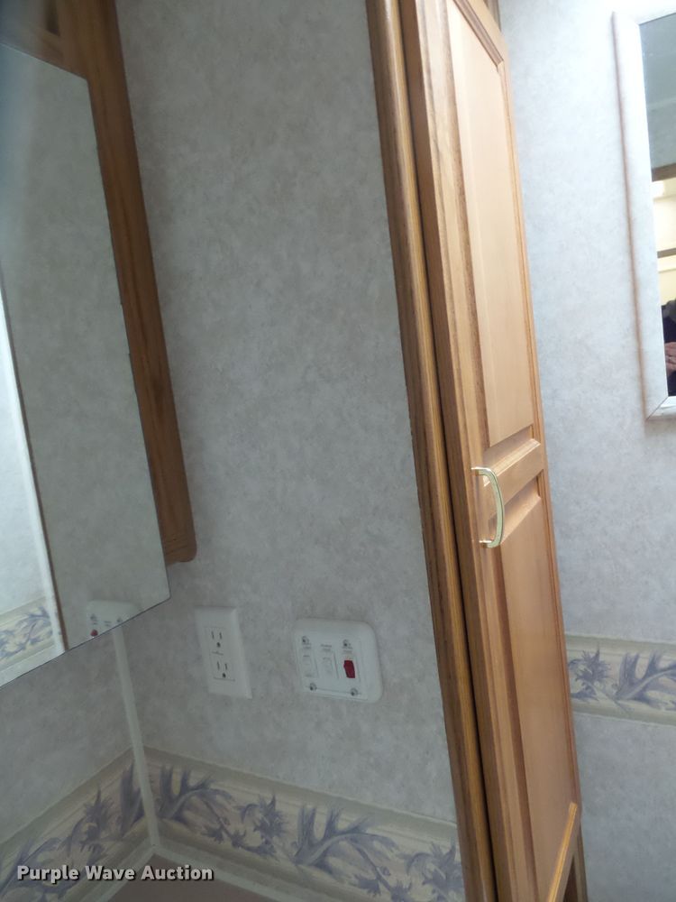 image for item DX9197 2001 Jayco Eagle camper