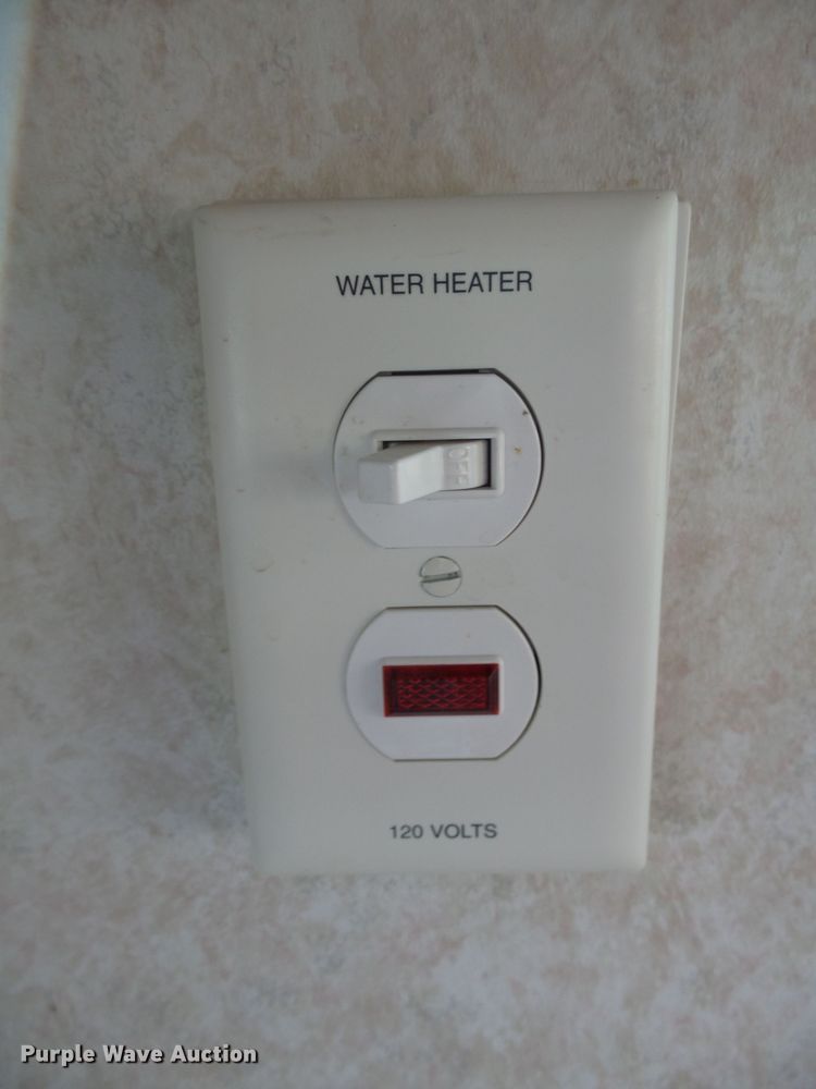 image for item DX9197 2001 Jayco Eagle camper