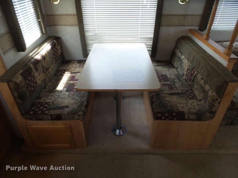 image for item DX9199 2001 Keystone Hornet camper