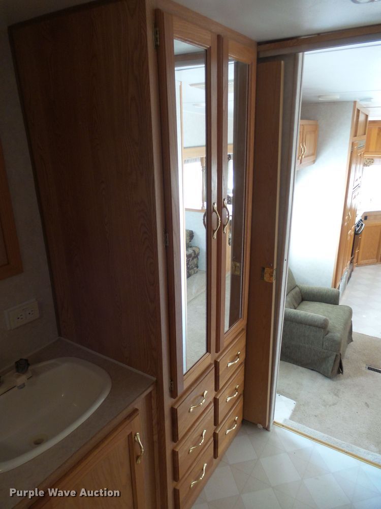 image for item DX9199 2001 Keystone Hornet camper