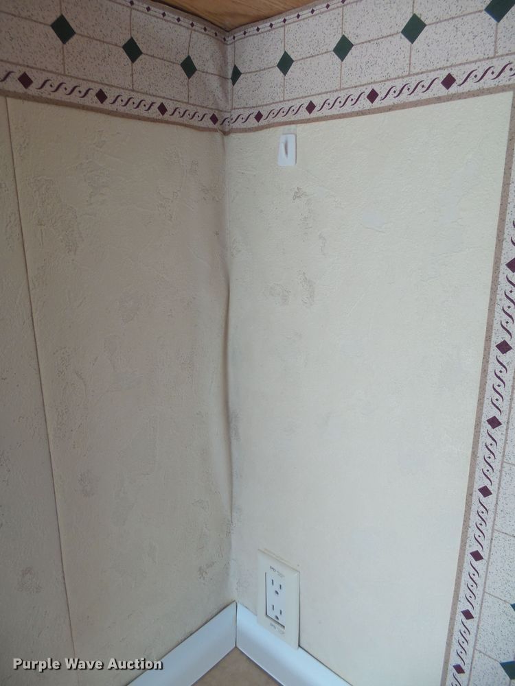 image for item DX9199 2001 Keystone Hornet camper