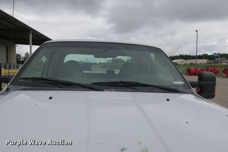 image for item EA9338 2010 Ford F250 Super Duty SuperCab pickup truck