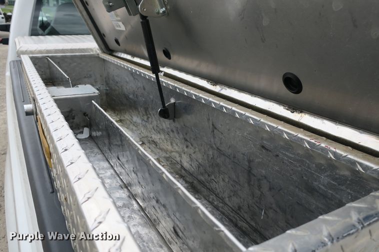 image for item EA9338 2010 Ford F250 Super Duty SuperCab pickup truck