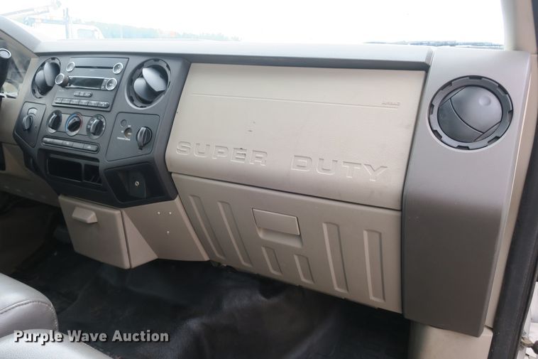 image for item EA9338 2010 Ford F250 Super Duty SuperCab pickup truck