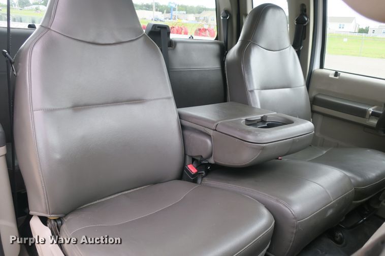 image for item EA9338 2010 Ford F250 Super Duty SuperCab pickup truck