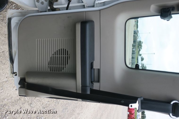 image for item EA9338 2010 Ford F250 Super Duty SuperCab pickup truck