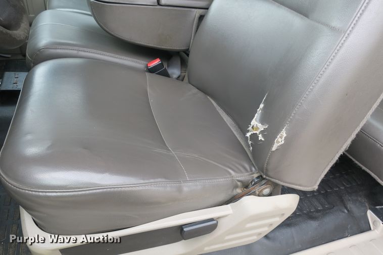 image for item EA9338 2010 Ford F250 Super Duty SuperCab pickup truck