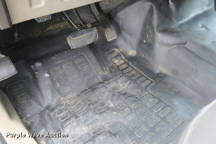 image for item EA9338 2010 Ford F250 Super Duty SuperCab pickup truck