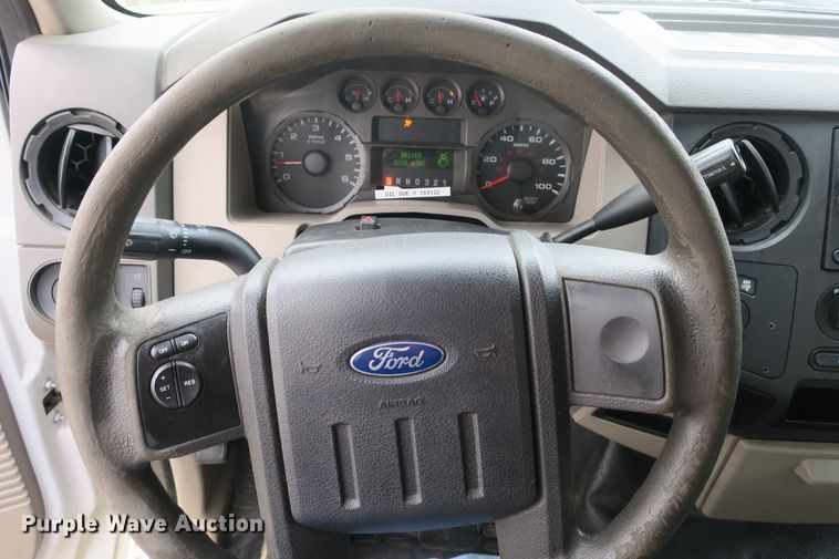 image for item EA9338 2010 Ford F250 Super Duty SuperCab pickup truck