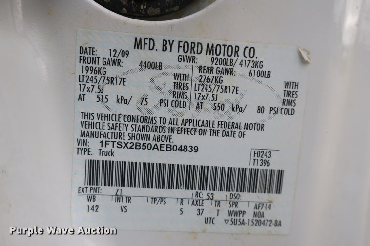 image for item EA9338 2010 Ford F250 Super Duty SuperCab pickup truck