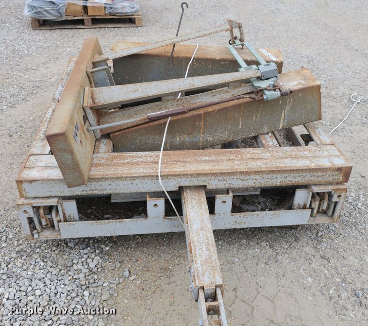 image for item EA9342 Iron scale