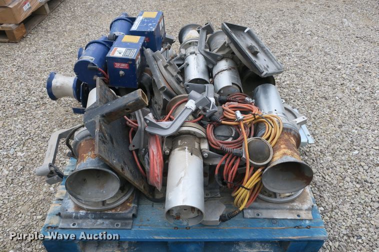 image for item EA9345 Capstan winches