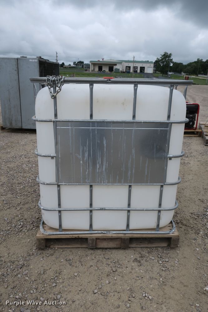 image for item EA9351 (2) totes