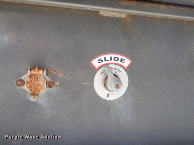 image for item ED9362 2016 Take 3 Powerlift car carrier trailer