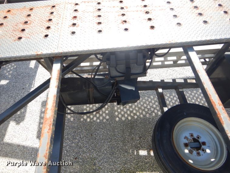 image for item ED9362 2016 Take 3 Powerlift car carrier trailer
