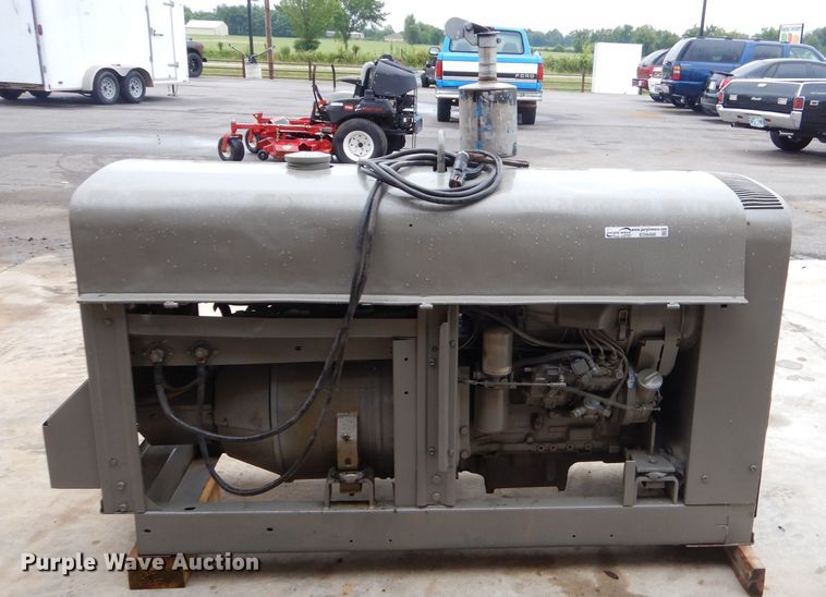 image for item ED9486 Lincoln Shield Arc SAE-350 welder