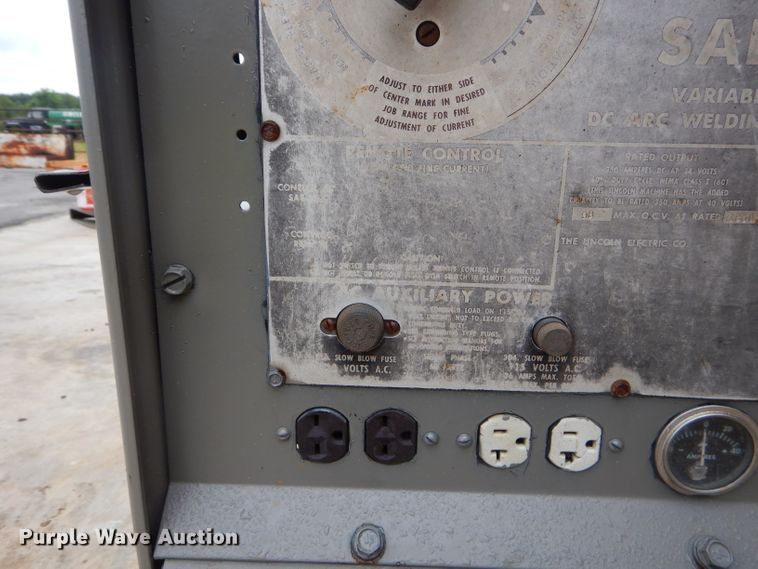 image for item ED9486 Lincoln Shield Arc SAE-350 welder