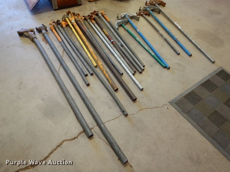 image for item EQ9137 Approximately 22 hand pipe benders