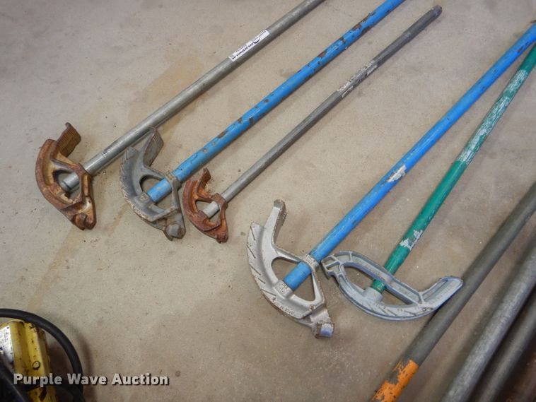 image for item EQ9137 Approximately 22 hand pipe benders