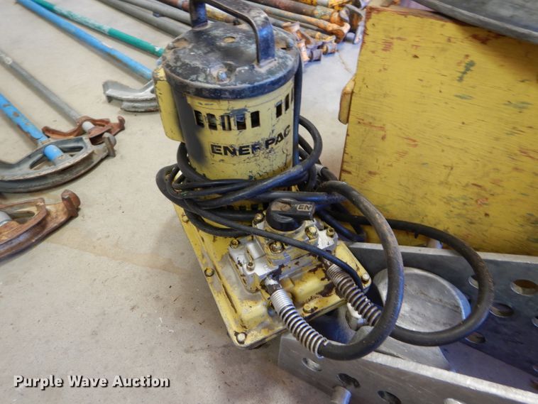 image for item EQ9138 Hydraulic enner pac pipe bender with power unit