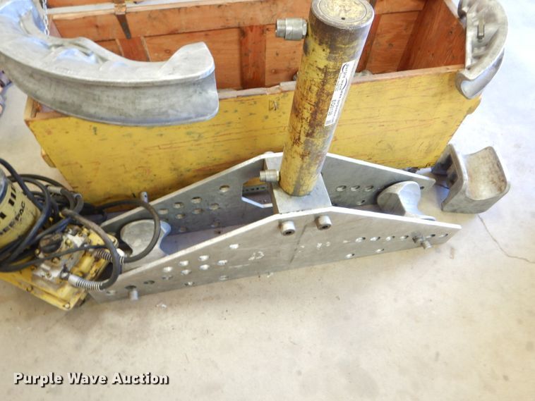 image for item EQ9138 Hydraulic enner pac pipe bender with power unit