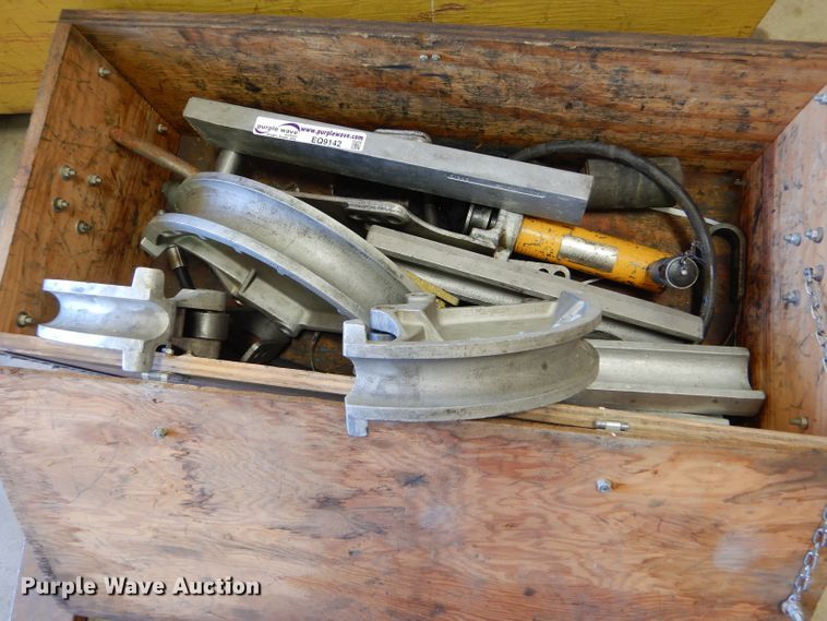 image for item EQ9142 Hefner manual hydraulic pipe bender