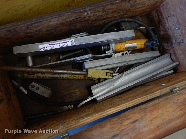 image for item EQ9142 Hefner manual hydraulic pipe bender