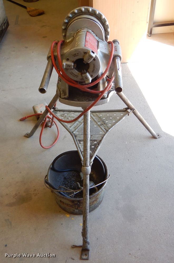 image for item EQ9144 Rigid 300 electric pipe threader