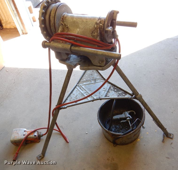 image for item EQ9144 Rigid 300 electric pipe threader