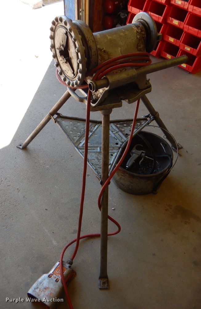 image for item EQ9144 Rigid 300 electric pipe threader