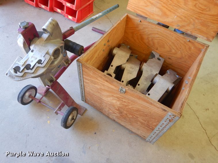 Rigid enerpac pipe bender in Spearville, KS Item EQ9145 sold Purple