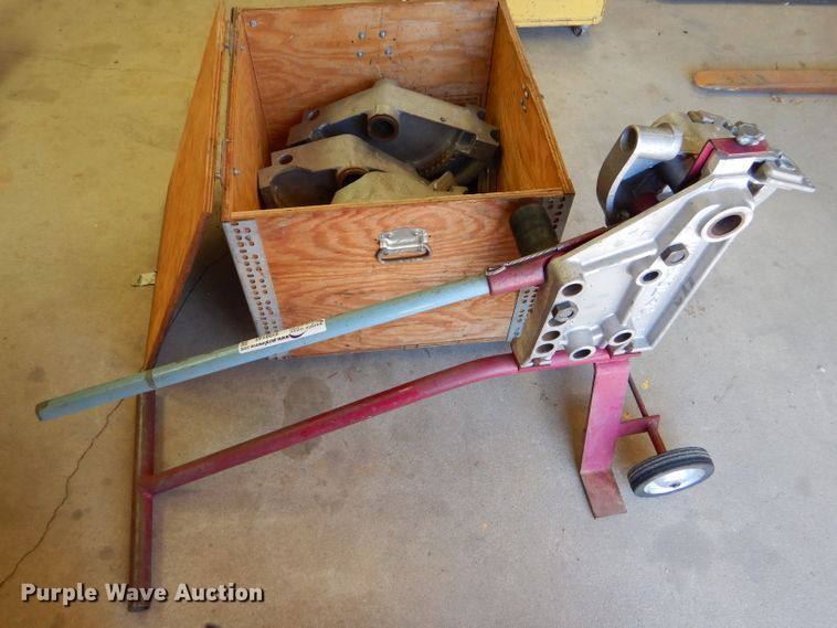 Rigid enerpac pipe bender in Spearville, KS Item EQ9145 sold Purple