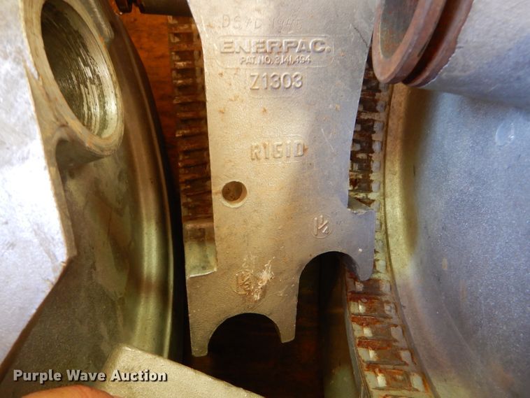 image for item EQ9145 Rigid enerpac pipe bender