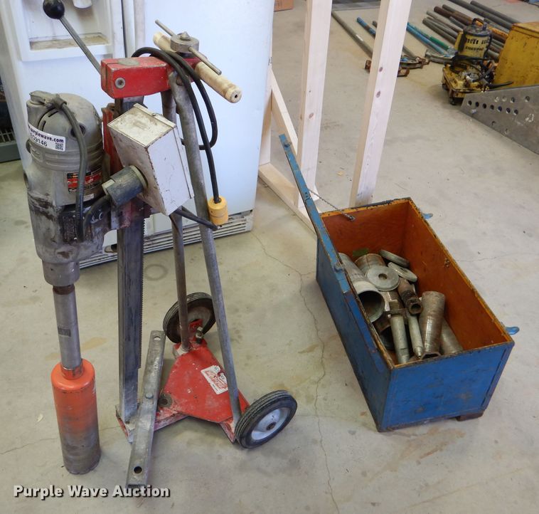 image for item EQ9146 Milwaukee core drill