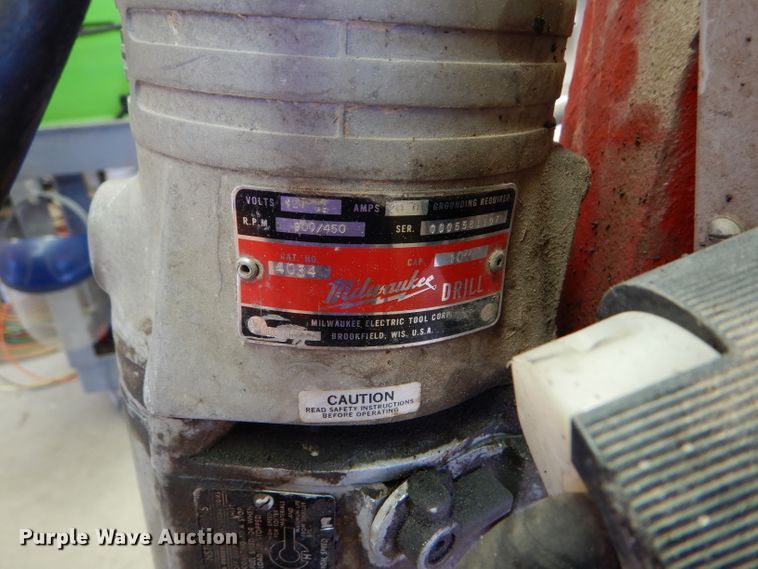 image for item EQ9146 Milwaukee core drill