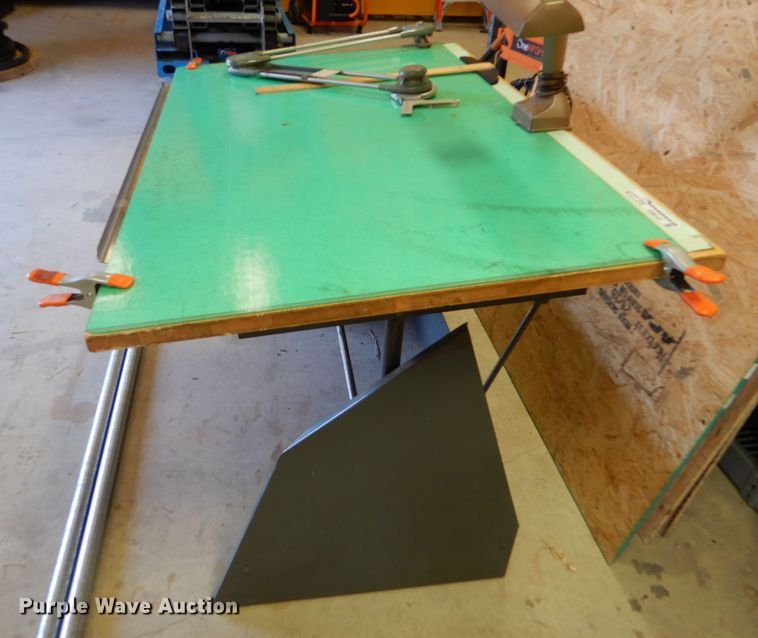 image for item EQ9147 Drafting table