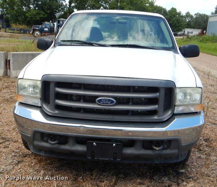 image for item FC9750 2002 Ford F250 Super Duty XL pickup truck