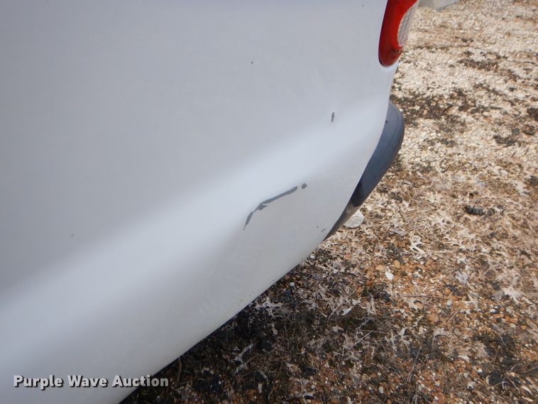 image for item FC9750 2002 Ford F250 Super Duty XL pickup truck